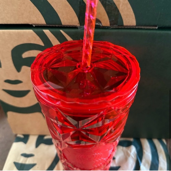 NEW- Starbucks Red Diamond Prism Crystal Venti 24oz Tumbler - Picture 3 of 8